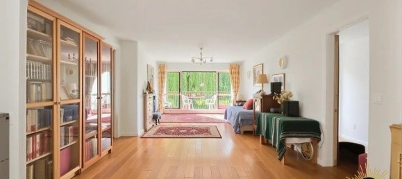 3 Schlafzimmer Wohnung in Noisy-le-Roi, France, Nr. 333385 2