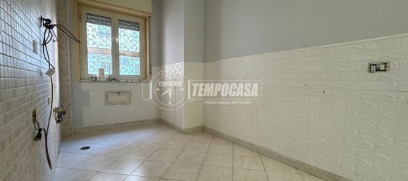 2-Zimmer Wohnung in Naples, Italy, Nr. 140875 11