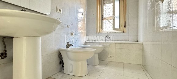 2-Zimmer Wohnung in Naples, Italy, Nr. 140875 13