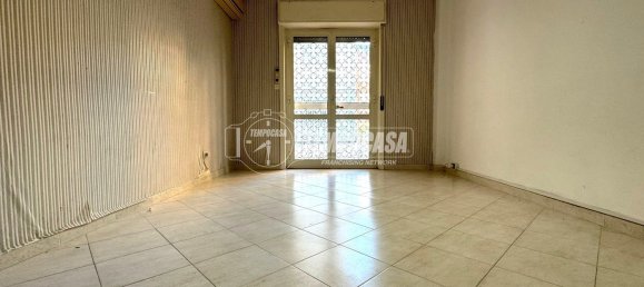 2-Zimmer Wohnung in Naples, Italy, Nr. 140875 7
