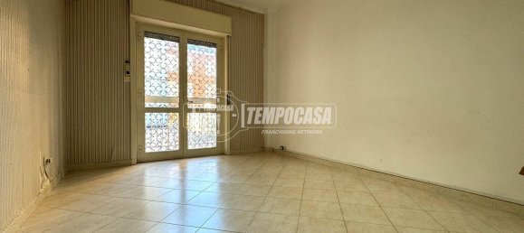 2-Zimmer Wohnung in Naples, Italy, Nr. 140875 8