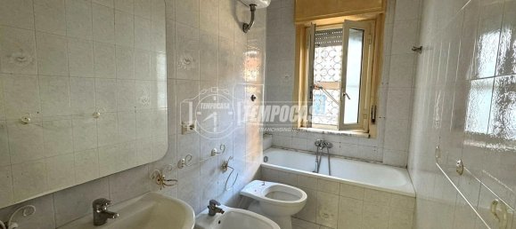 2-Zimmer Wohnung in Naples, Italy, Nr. 140875 12
