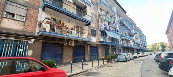 2-Zimmer Wohnung in Naples, Italy, Nr. 140875 15