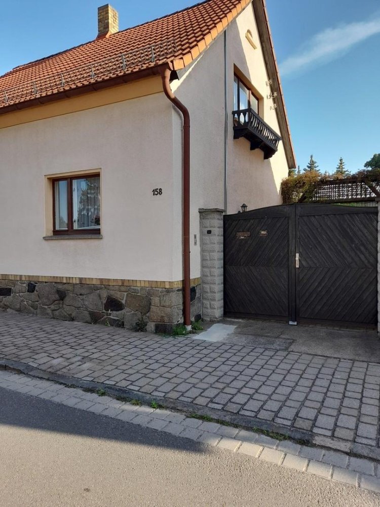 4 rooms House in Leipzig, Germany No. 302489