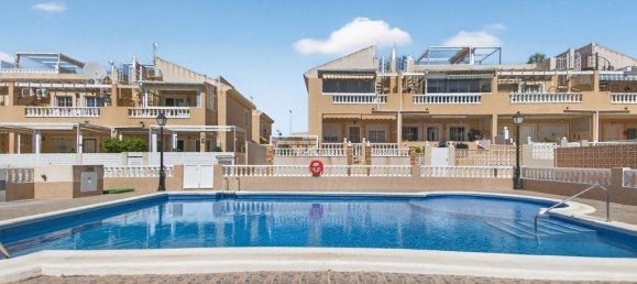 2 bedrooms House for sale in Torrevieja, Alicante, Valencian Community, Spain № 365979 3
