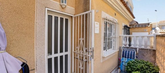 2 bedrooms House for sale in Torrevieja, Alicante, Valencian Community, Spain № 365979 18
