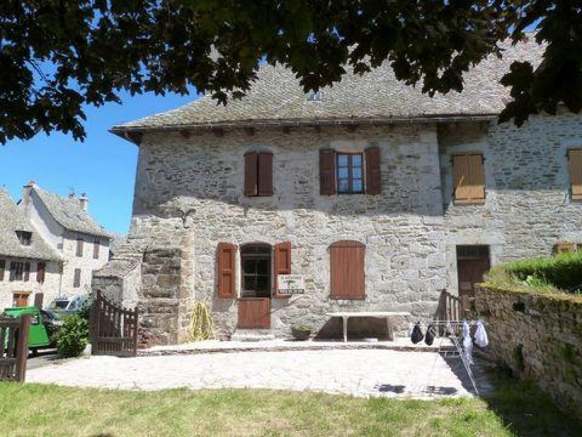 5 Schlafzimmer Haus in Montsalvy, France, Nr. 6647