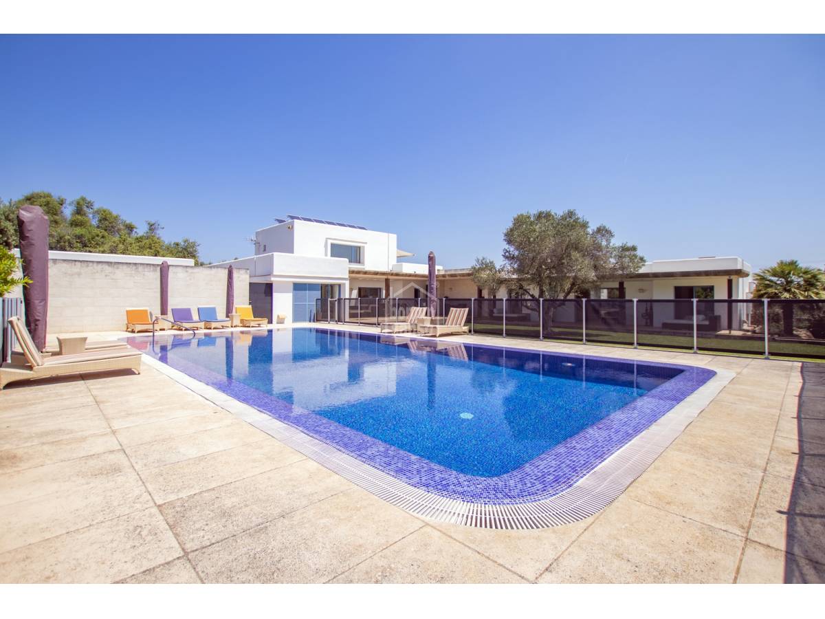 6 bedrooms Villa in Sant Lluis, Spain No. 4833