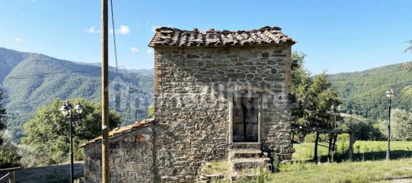 Villa de 4 dormitorios en Città di Castello, Italy No. 267210 35