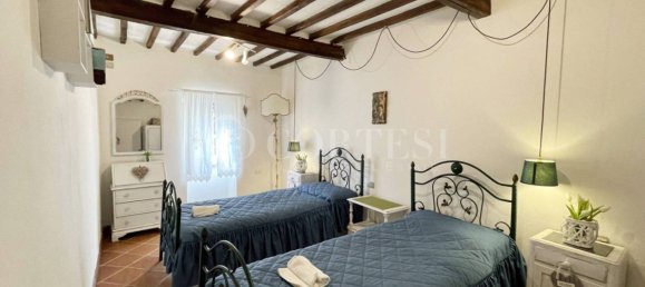 Villa de 4 dormitorios en Città di Castello, Italy No. 267210 27