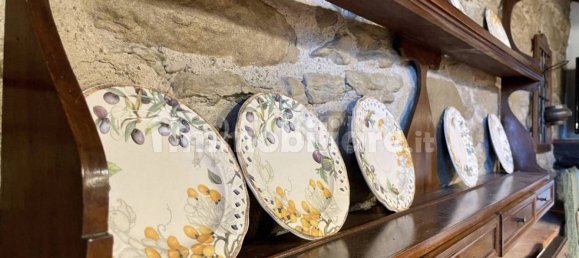 Villa de 4 dormitorios en Città di Castello, Italy No. 267210 10