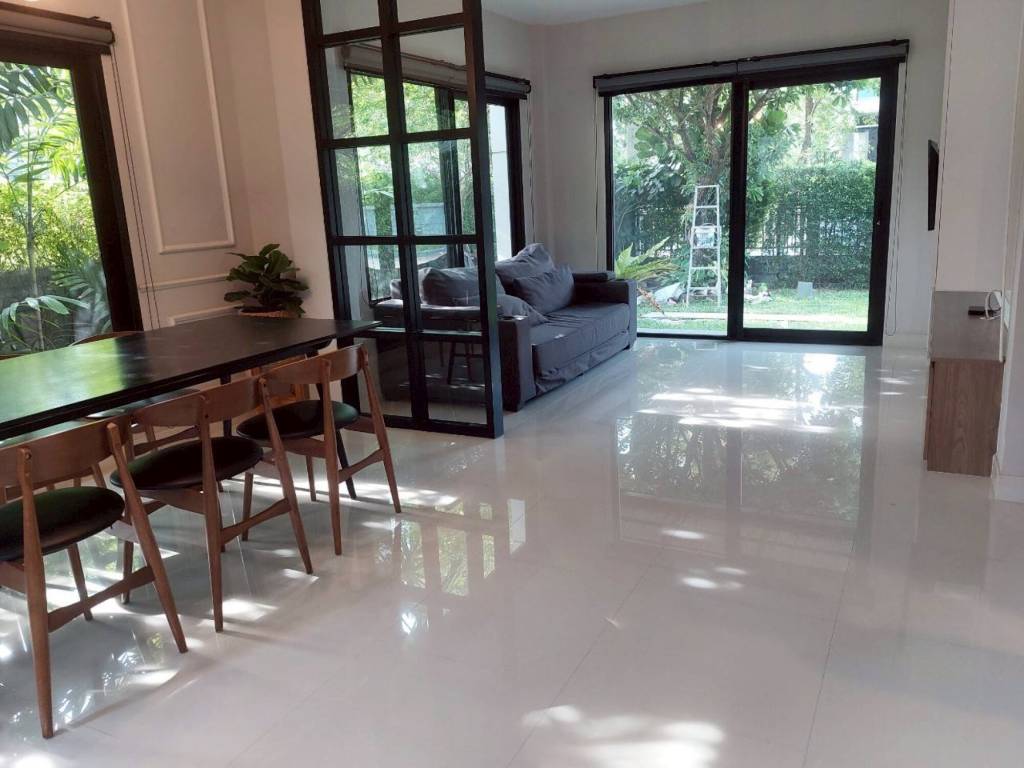 Casa T4 em Prawet, Thailand N.º 61818