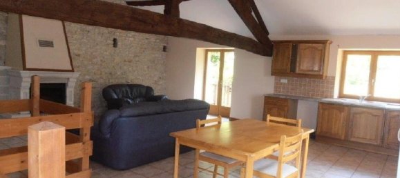 3 bedrooms House in Ruffec, France No. 324113 3