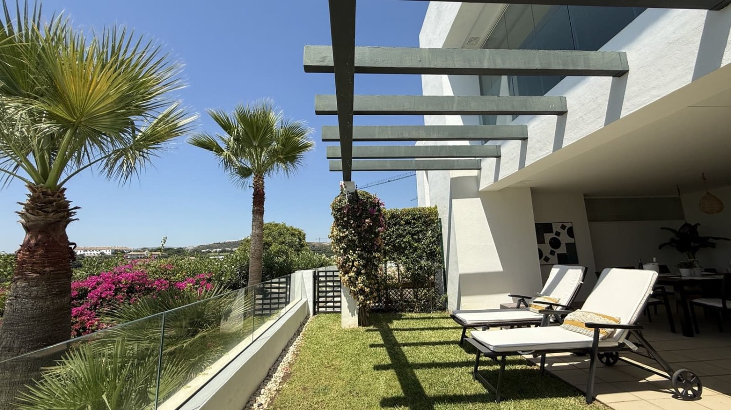 Apartamento T2 em Casares, Spain N.º 191073