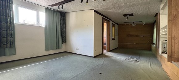 8 rooms Building in Markischer, Germany No. 358448 17