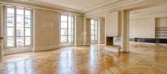 5 bedrooms Duplex in Versailles, France No. 293293 2