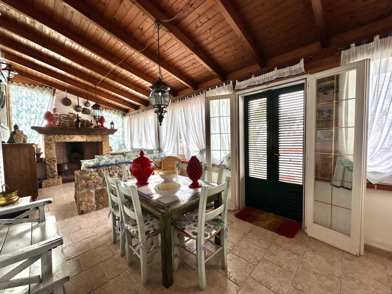 Вилла с 5 комнатами в Gallipoli, Италия № 133453