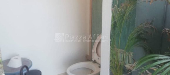 779m² Commercial property in Reggio Emilia, Italy No. 113031 17