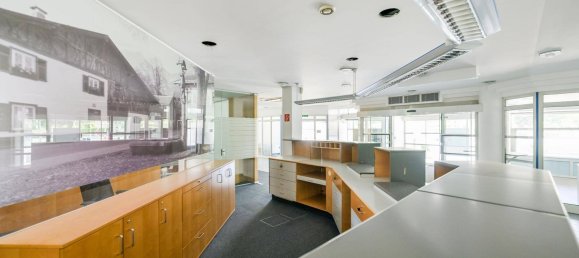 345m² Office in Innsbruck-Stadt, Austria No. 64457 32