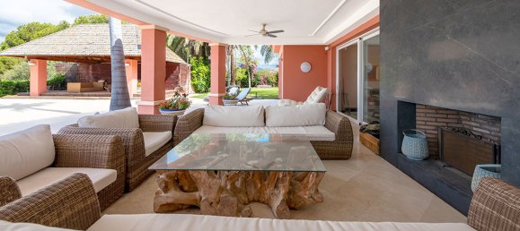 8 bedrooms Villa in Estepona, Spain No. 55329 35