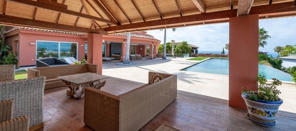 8 bedrooms Villa in Estepona, Spain No. 55329 7