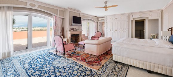 8 bedrooms Villa in Estepona, Spain No. 55329 17