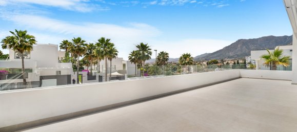 6 Schlafzimmer Villa in Marbella, Spain, Nr. 106178 24