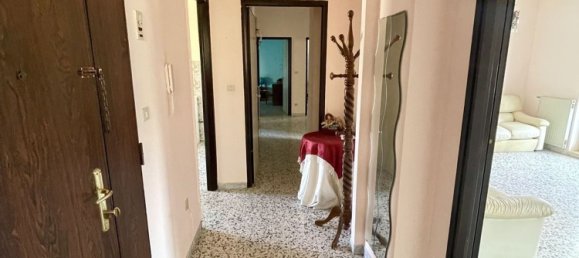 5 Schlafzimmer Wohnung in Matera, Italy, Nr. 380397 3