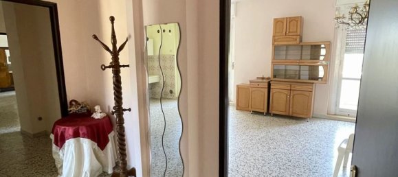 5 Schlafzimmer Wohnung in Matera, Italy, Nr. 380397 2