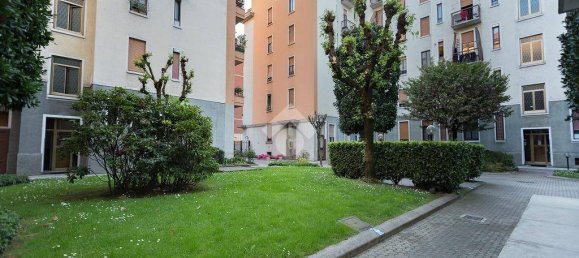 1 bedroom Apartment in Milan, Italy No. 377319 9