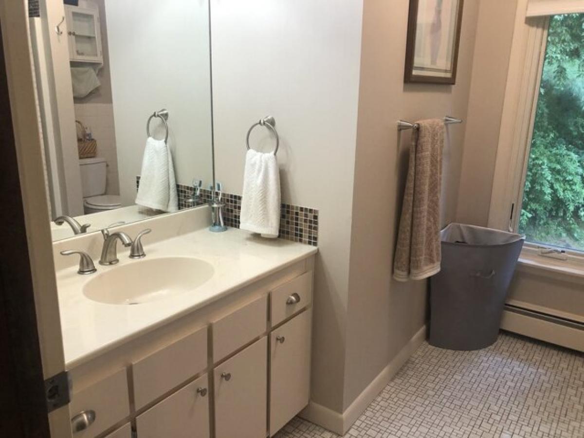 3 bedrooms House in South Windsor, USA No. 441375