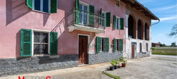 5 rooms House in Isolabella, Italy No. 167179 20