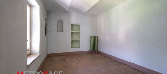 5 rooms House in Isolabella, Italy No. 167179 39