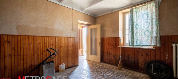5 rooms House in Isolabella, Italy No. 167179 25