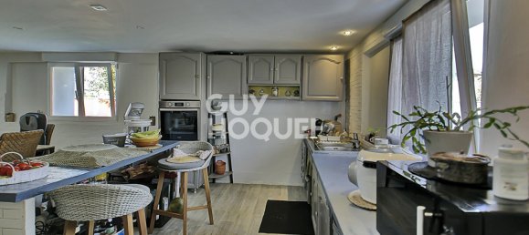 5 bedrooms House in Saint-Romain-de-Jalionas, France No. 206032 4