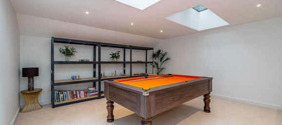 5 bedrooms House in London, United Kingdom No. 14189 23