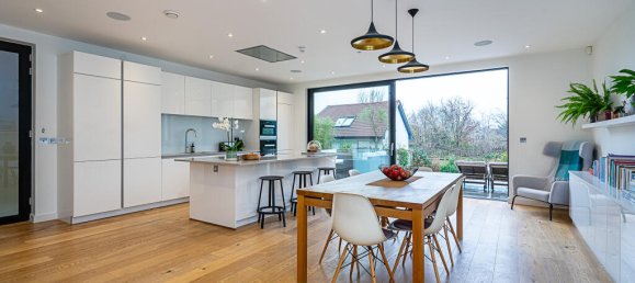 5 bedrooms House in London, United Kingdom No. 14189 14