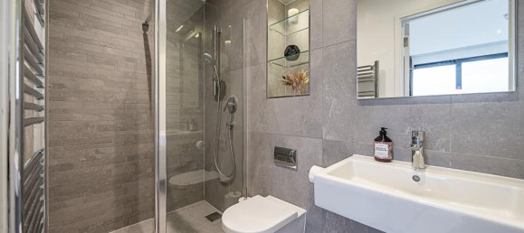 5 bedrooms House in London, United Kingdom No. 14189 7