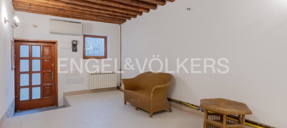1 bedroom Apartment in Venice, Italy No. 64975 4