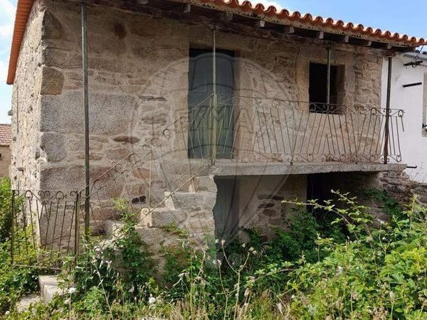 2 bedrooms House in Miranda do Douro, Portugal No. 160254