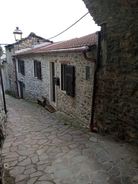 6-Zimmer Haus in Rezzo, Italy, Nr. 231774