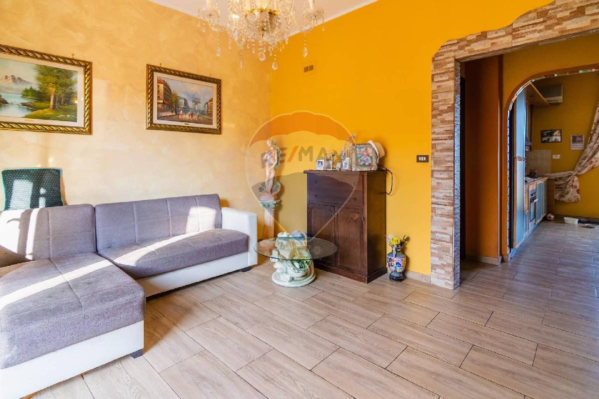 Apartamento T3 em Mascalucia, Italy N.º 330040