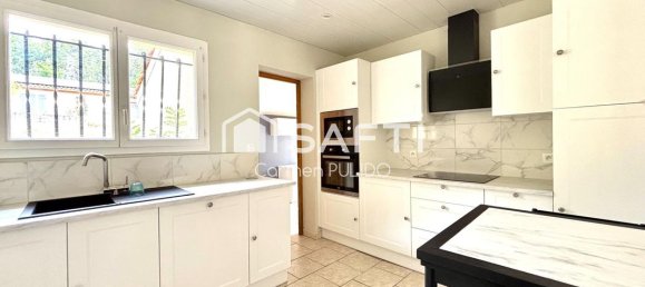 3 bedrooms House in Dordogne, France No. 298978 5