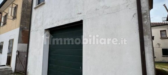 2 bedrooms House in Guarda Veneta, Italy No. 351085 4