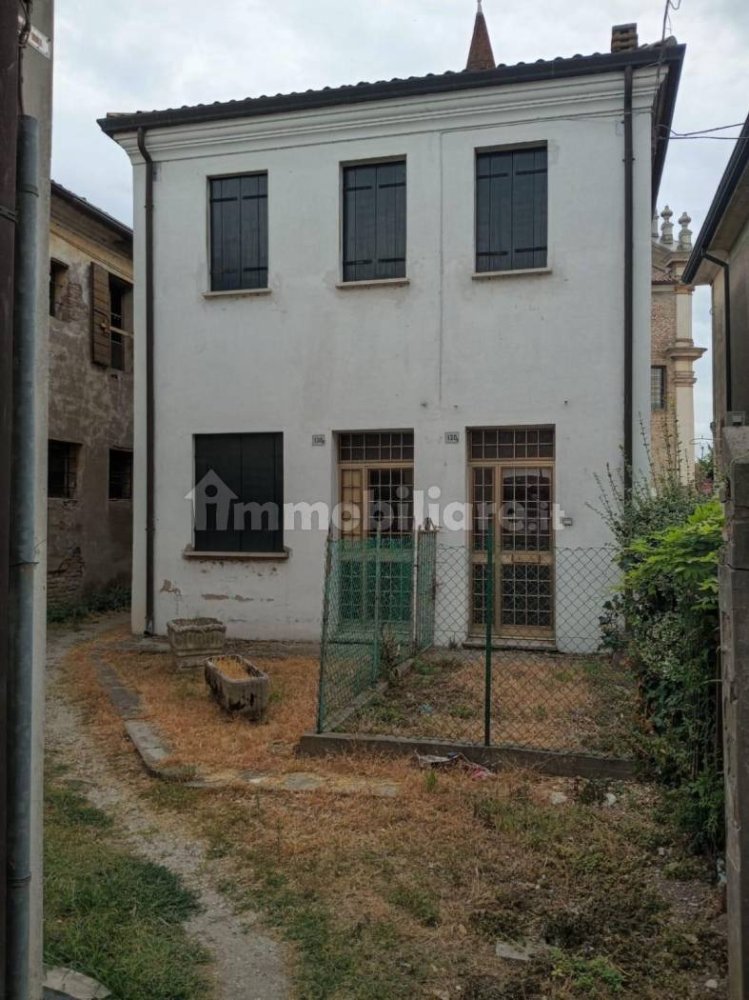 2 bedrooms House in Guarda Veneta, Italy No. 351085