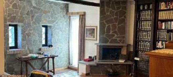 12-Zimmer Wohnung in Morlupo, Italy, Nr. 100450 4