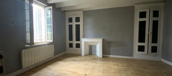 Casa de 5 dormitorios en Gontaud-de-Nogaret, France No. 192394 9