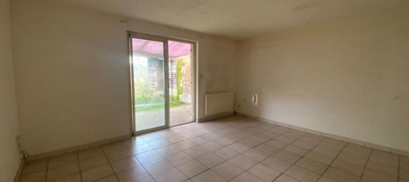 Casa de 5 dormitorios en Gontaud-de-Nogaret, France No. 192394 3