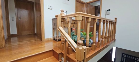 4 Schlafzimmer Haus in Porto, Portugal, Nr. 99218 19