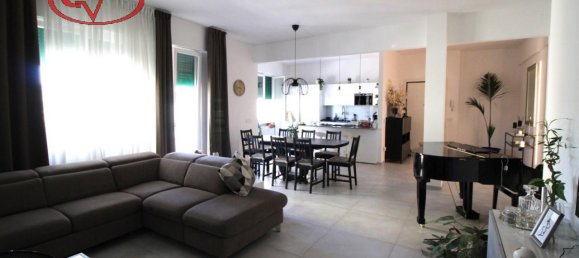 Apartamento de 4 divisões em San Giovanni Valdarno, Italy N.º 230550 23